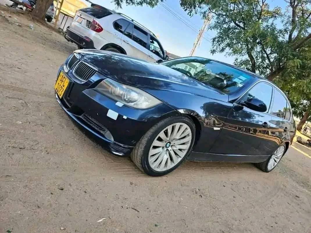 classifieds/cars bmw
