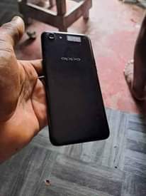 A picture of Oppo A 83
