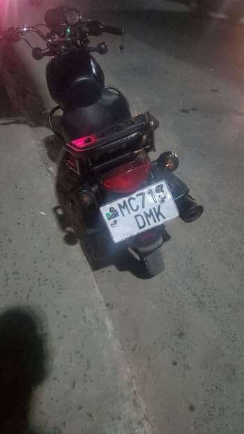 A picture of Boxer BM125