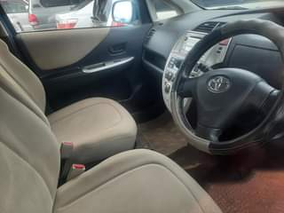 A picture of Toyota ractis