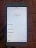 A picture of OPPO like iphone