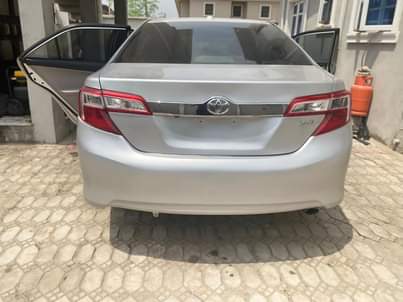 A picture of Toyota Camry XLE 2013