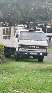 toyota dyna