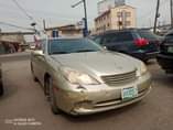 A picture of Lexus es330
