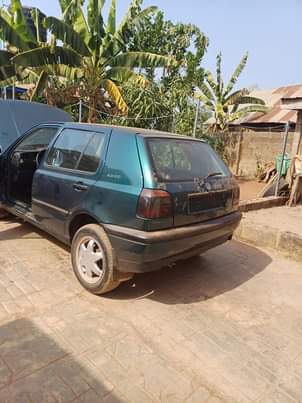 A picture of GOLF 3
