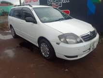 toyota fielder