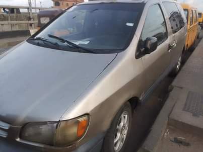 A picture of Toyota Sienna Everything working perfectly Location is Ajah O7O47376131