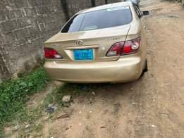 A picture of LEXUS ES 330 ENGINE PERFECT AC CHILLING BODY PERFECT INTERIOR
