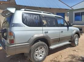 A picture of 2001 TOYOTA 2001