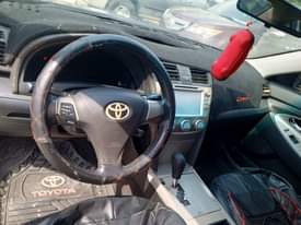 A picture of Toyota Camry spider 09 sport edition sound engine good gear