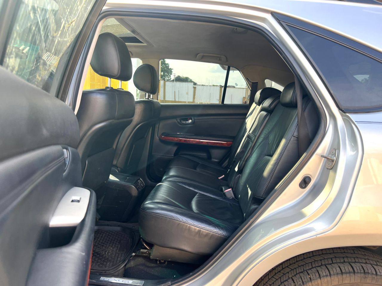 A picture of Lexus rx350