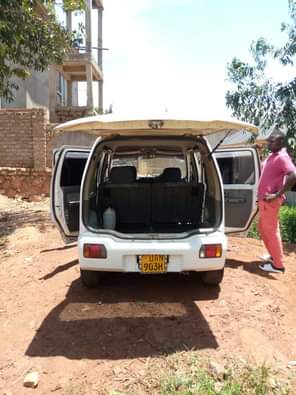 A picture of 5m personal car no broker ac still works 1000cc excellent