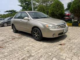 A picture of Reg Cerato 2006 model
