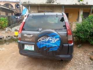 A picture of Honda CR V Model 05 Engine and gear ac working