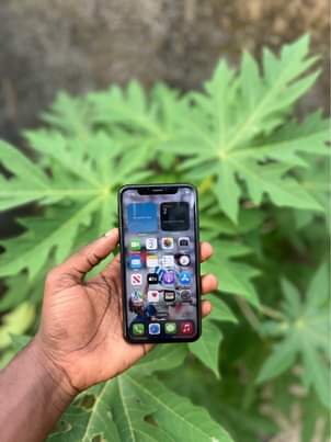 A picture of iPhone X