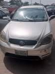 A picture of Toyota matrix 04