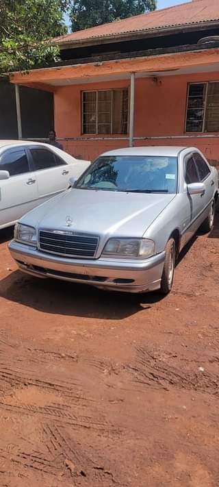 A picture of Benz on sale at only 5m just buy and drive
