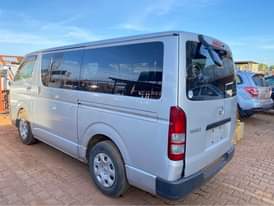A picture of TOYOTA HIACE
