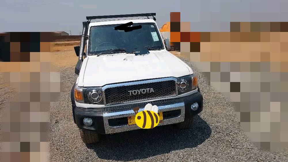 toyota land cruiser