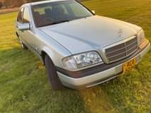 classifieds/cars mercedes