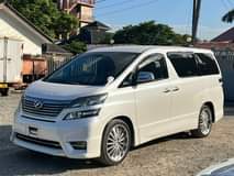 A picture of TOYOTA VELLFIRE