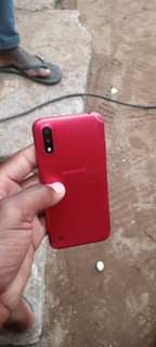 A picture of Samsung Galaxy A01 câmera frontal com poera