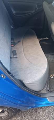 A picture of Toyota vitz 99