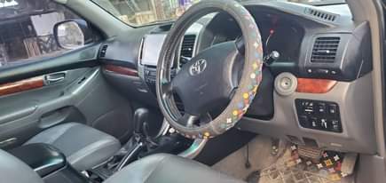 A picture of TOYOTA LAND CRUISER