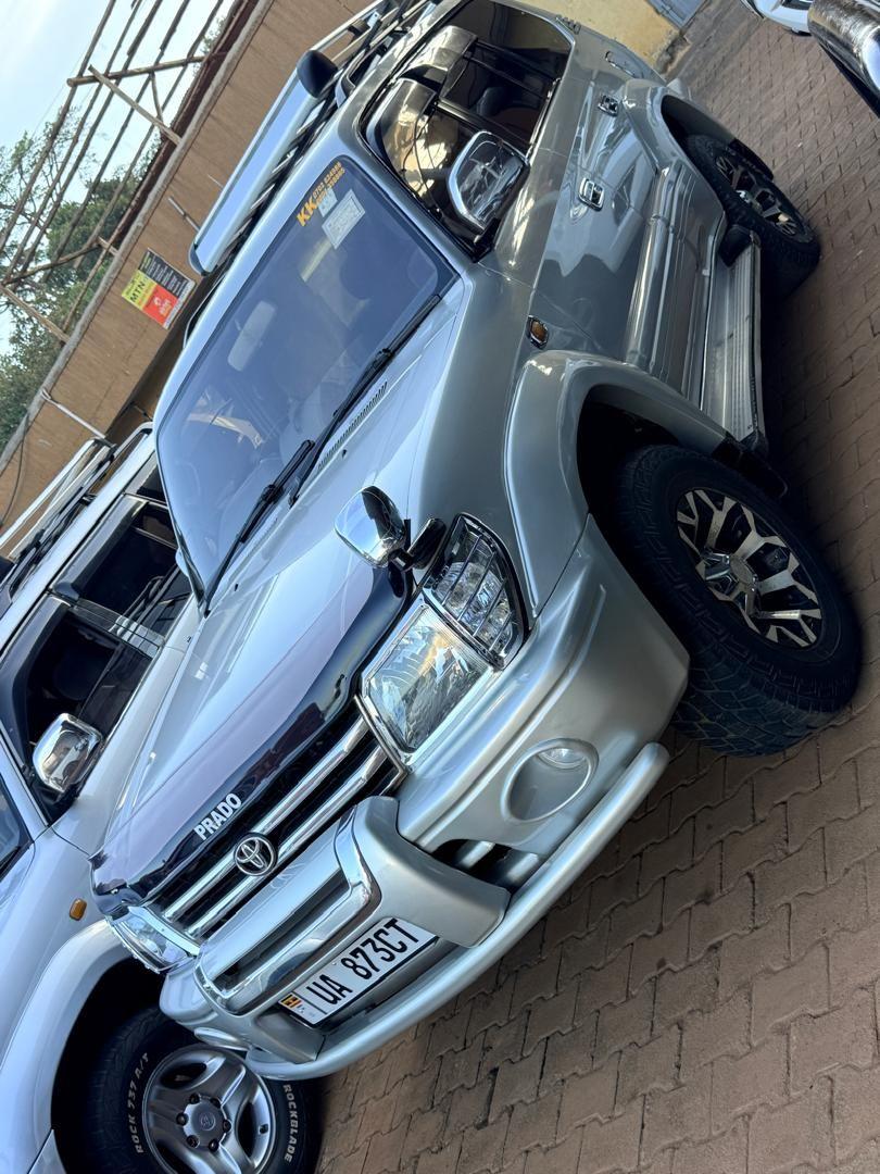 A picture of TX Land Cruiser Petrol 2 7cc at 38m boss