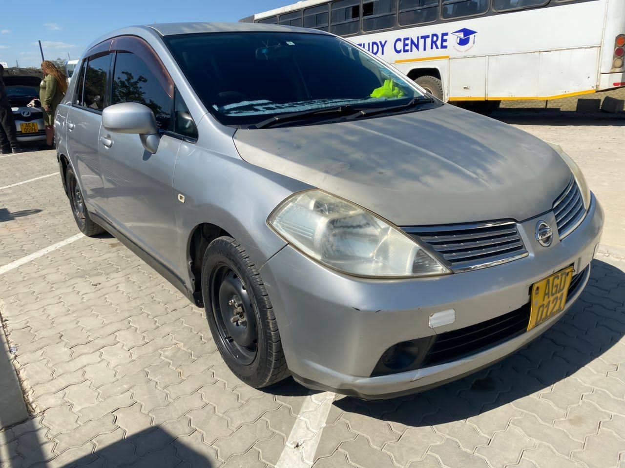 used nissan tiida