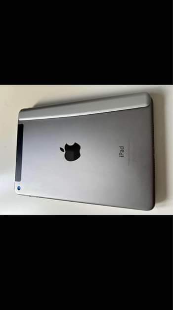 A picture of iPad Mini 4 64GB