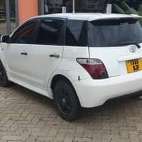 A picture of TOYOTA IST