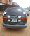 A picture of Toyota sienna 2000 model