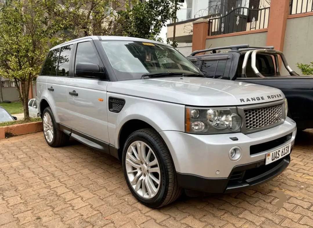 A picture of Range ROVER