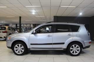 A picture of Mitsubishi Outlander