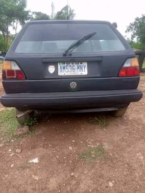 A picture of Volkswagen golf 2 manual transmission untouched engine and gear location
