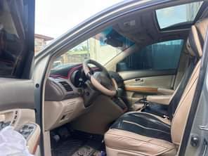 A picture of Reg Toyota Rx330 2005 Model Partly Painted Full Option Clean