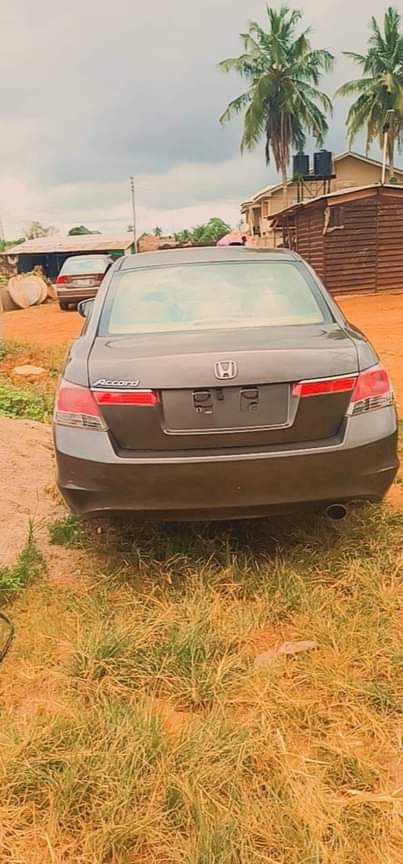 A picture of 2010 HONDA ACCORD