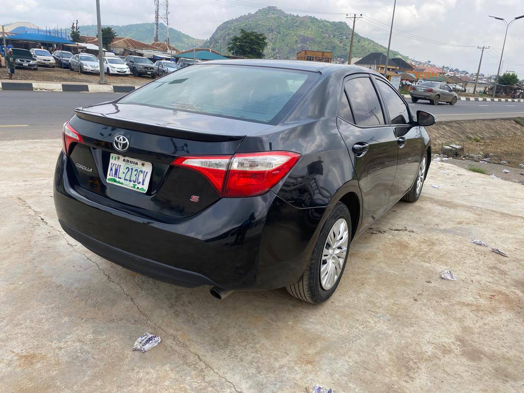 A picture of 2015 Toyota Corolla