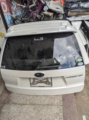 A picture of Milango ya nyuma Subaru Impreza xt sh5 . N.k 