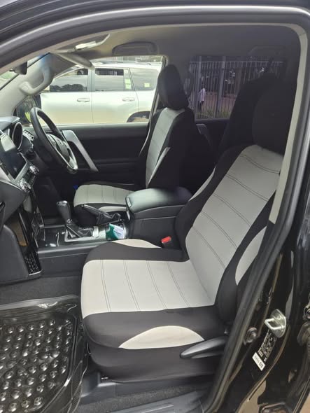 A picture of Toyota TX PRADO