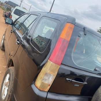 A picture of Clean buy drive Honda CRV 2004 Nigerian used Engine Gear