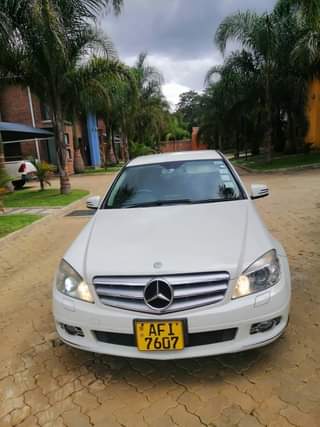 classifieds/cars mercedes