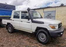 toyota land cruiser