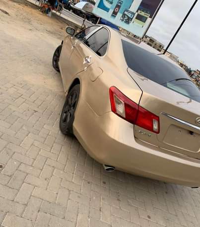 A picture of Youre fixing nothing 300k settlement Location lekki Call 09152300443