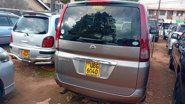 A picture of Nissan serena