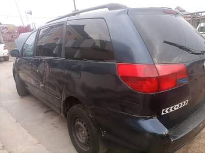 A picture of Nigeria used Toyota sienna good engine and gear body needs