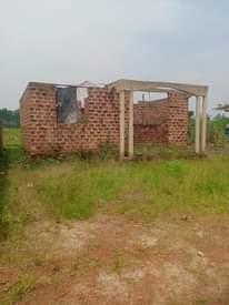 A picture of Shell house on quick sale at 7 5m