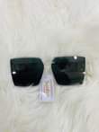 A picture of sunglasses