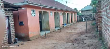 A picture of 6durbal room with bathrooms store for sale in matuga town